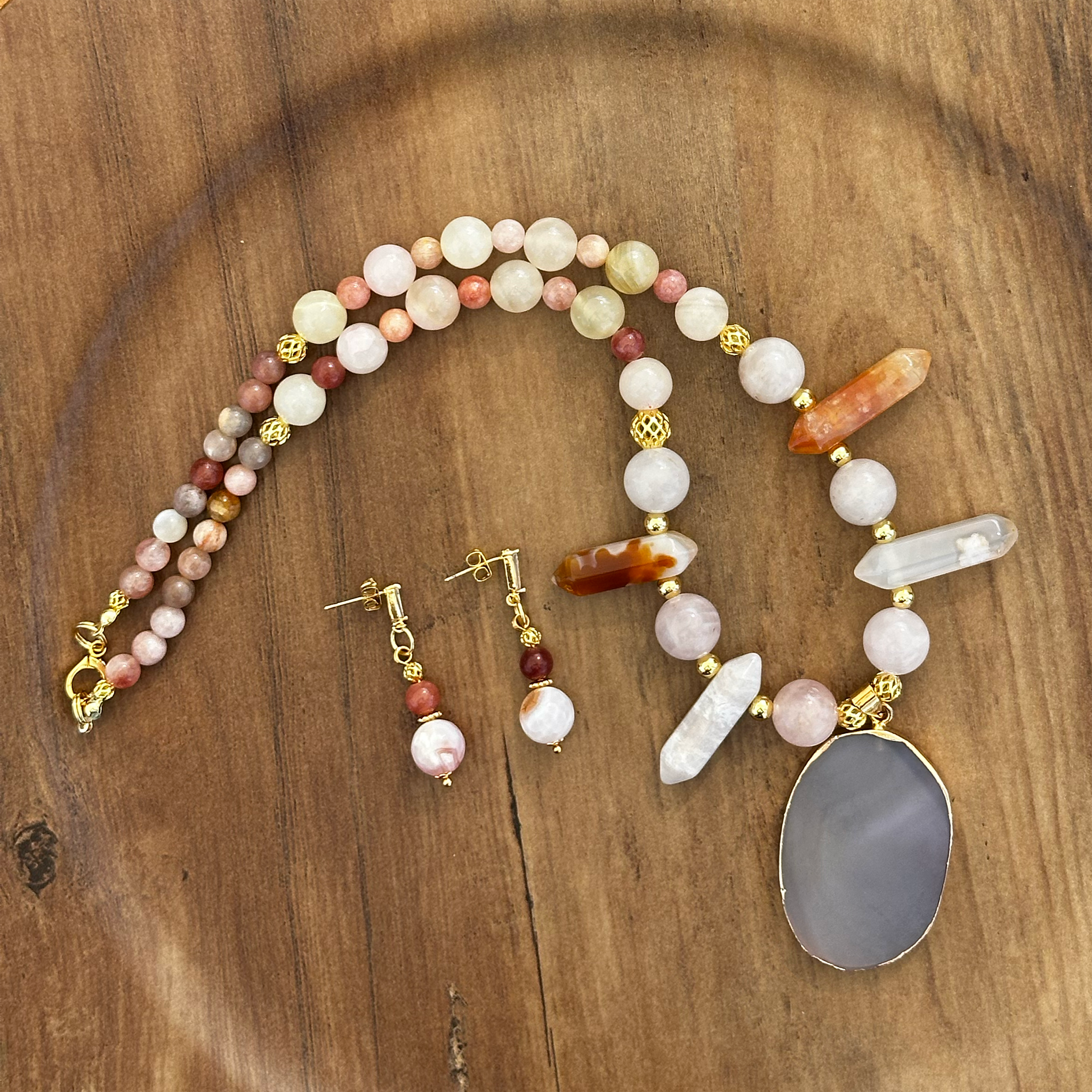 Earthlight Balance Necklace