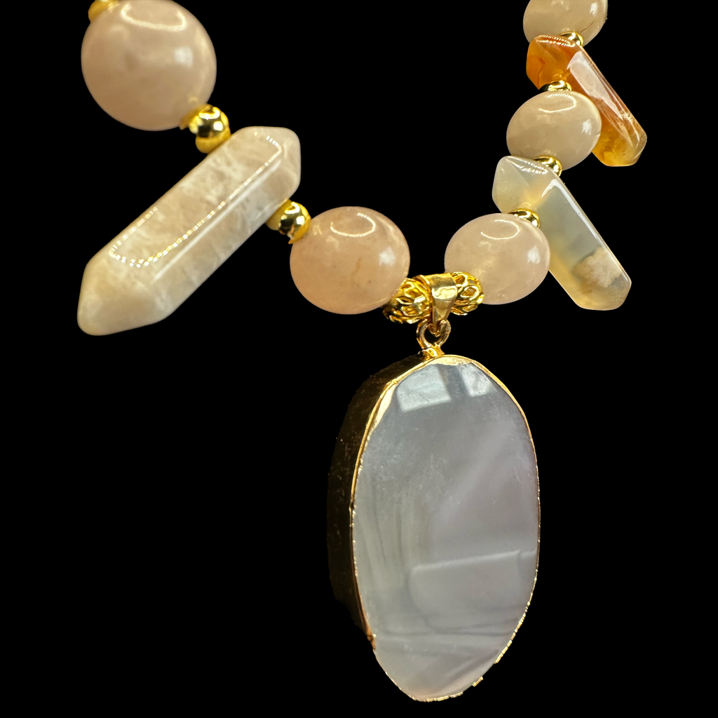 Earthlight Balance Necklace