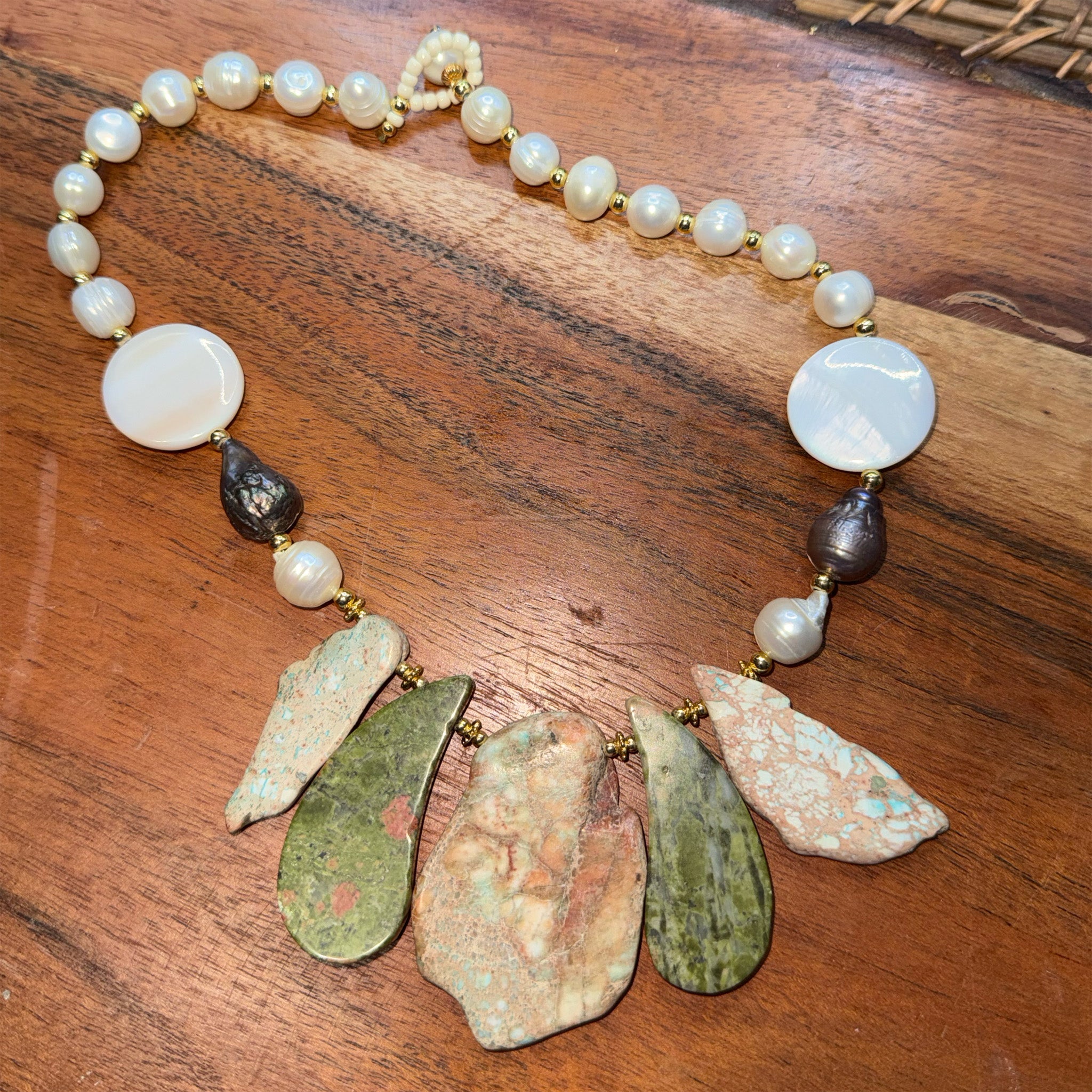 Collar Statement Natural