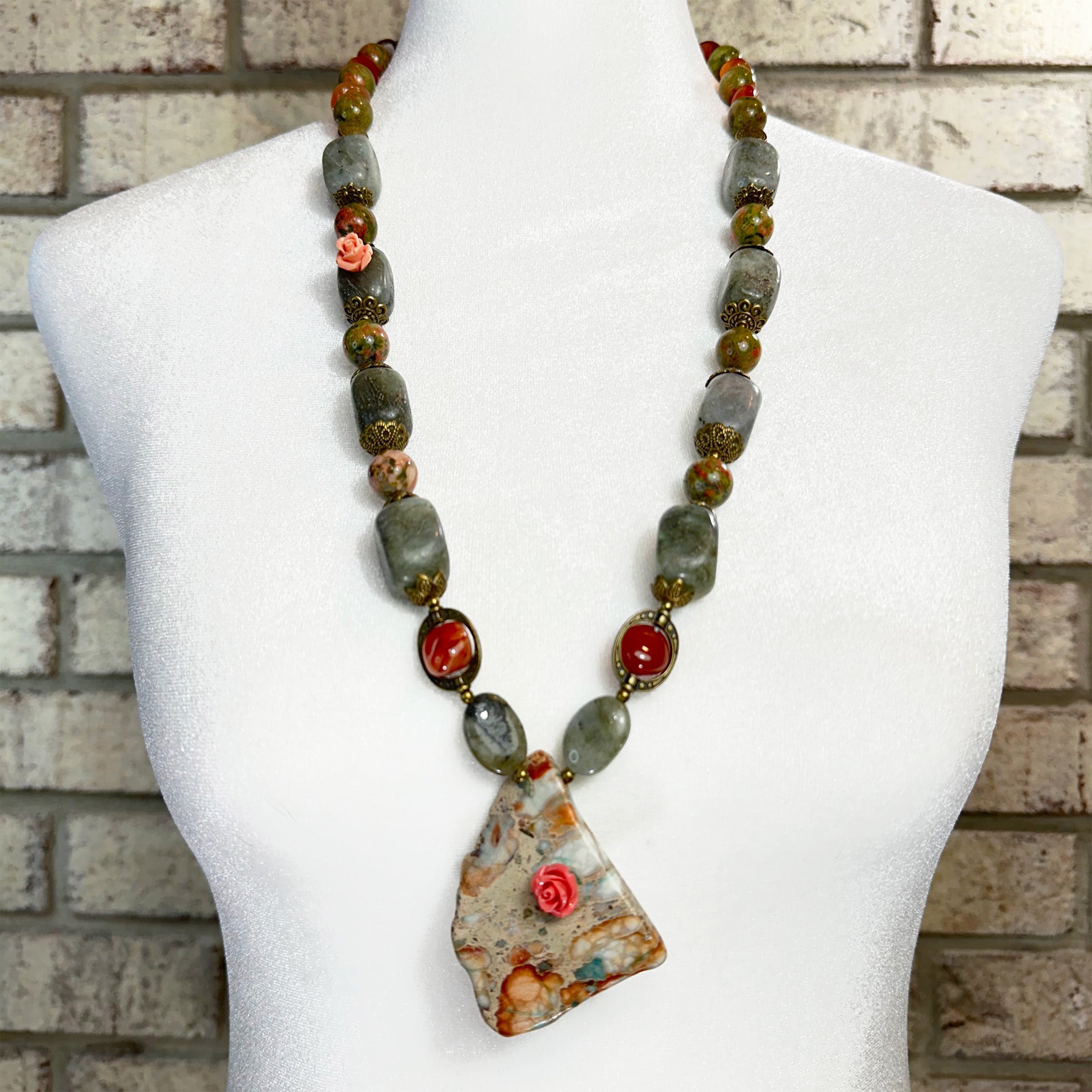 Earth Bloom Necklace