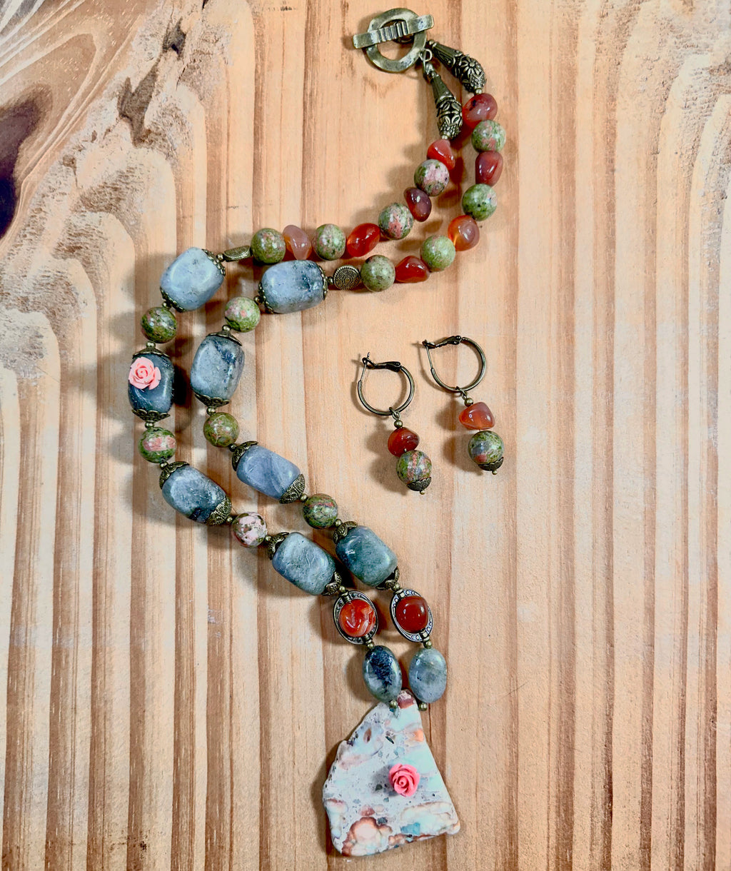 Earth Bloom Necklace