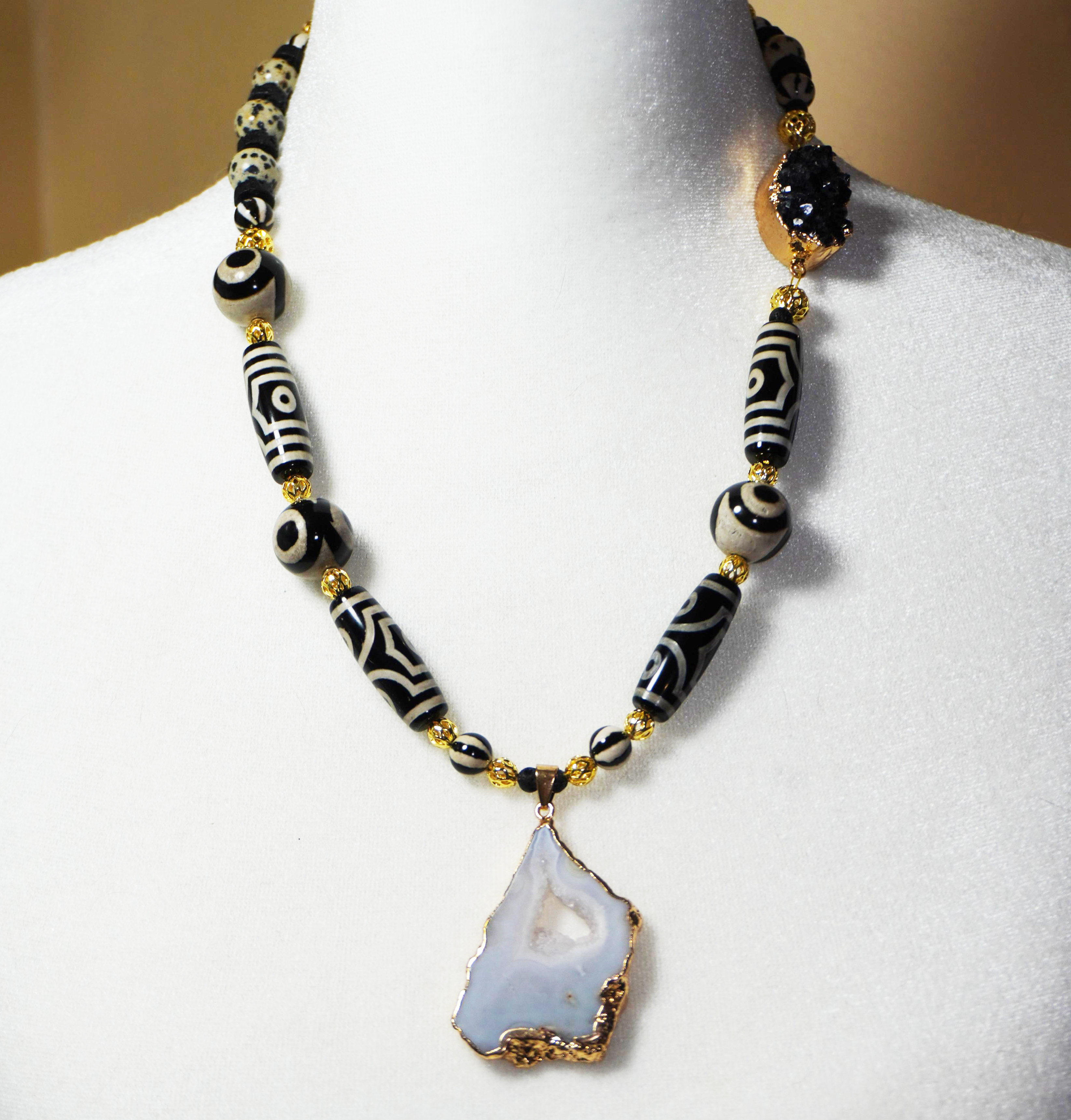 Black & Gold Agate Necklace Set