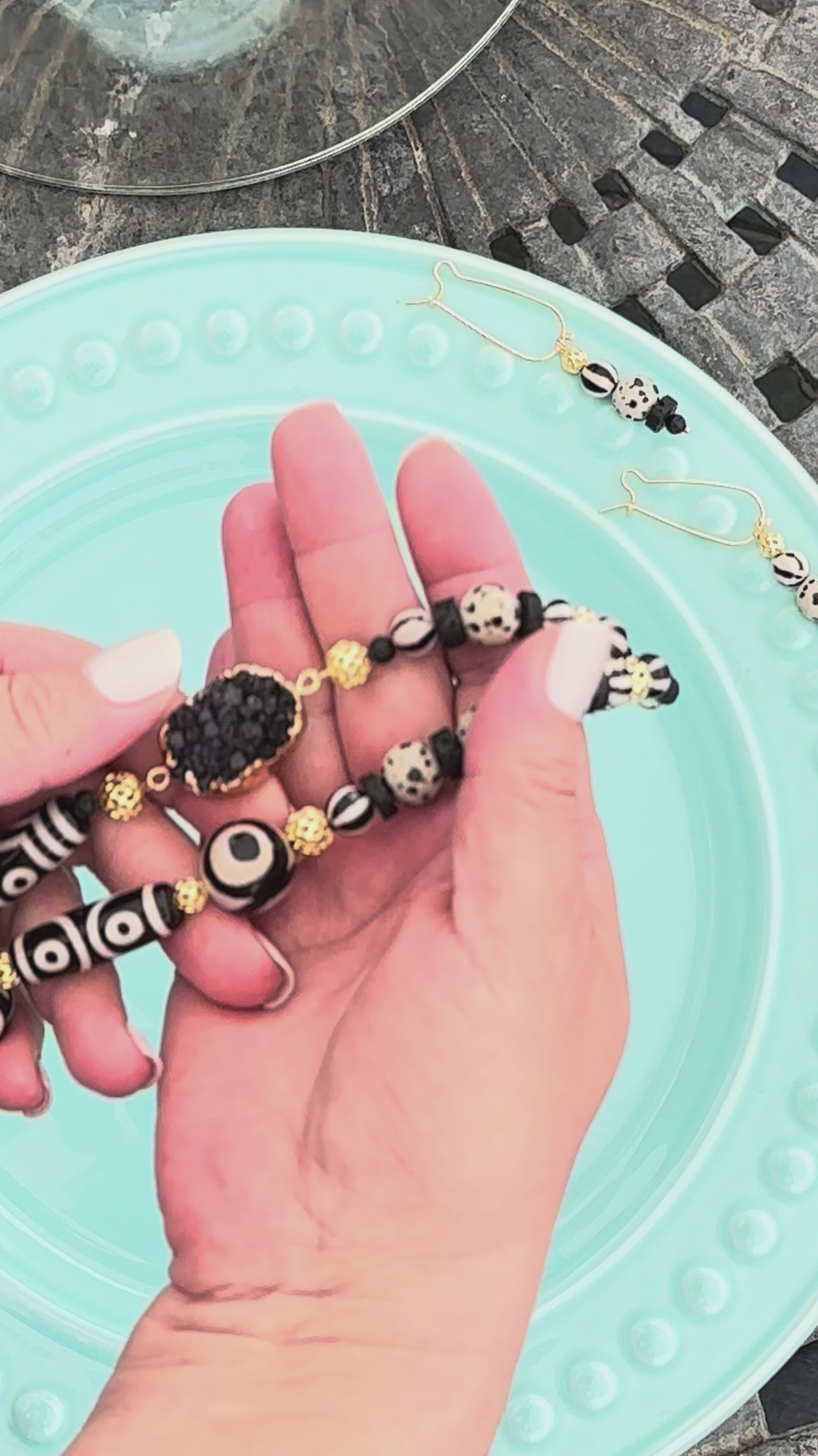 Black & Gold Agate Necklace Set